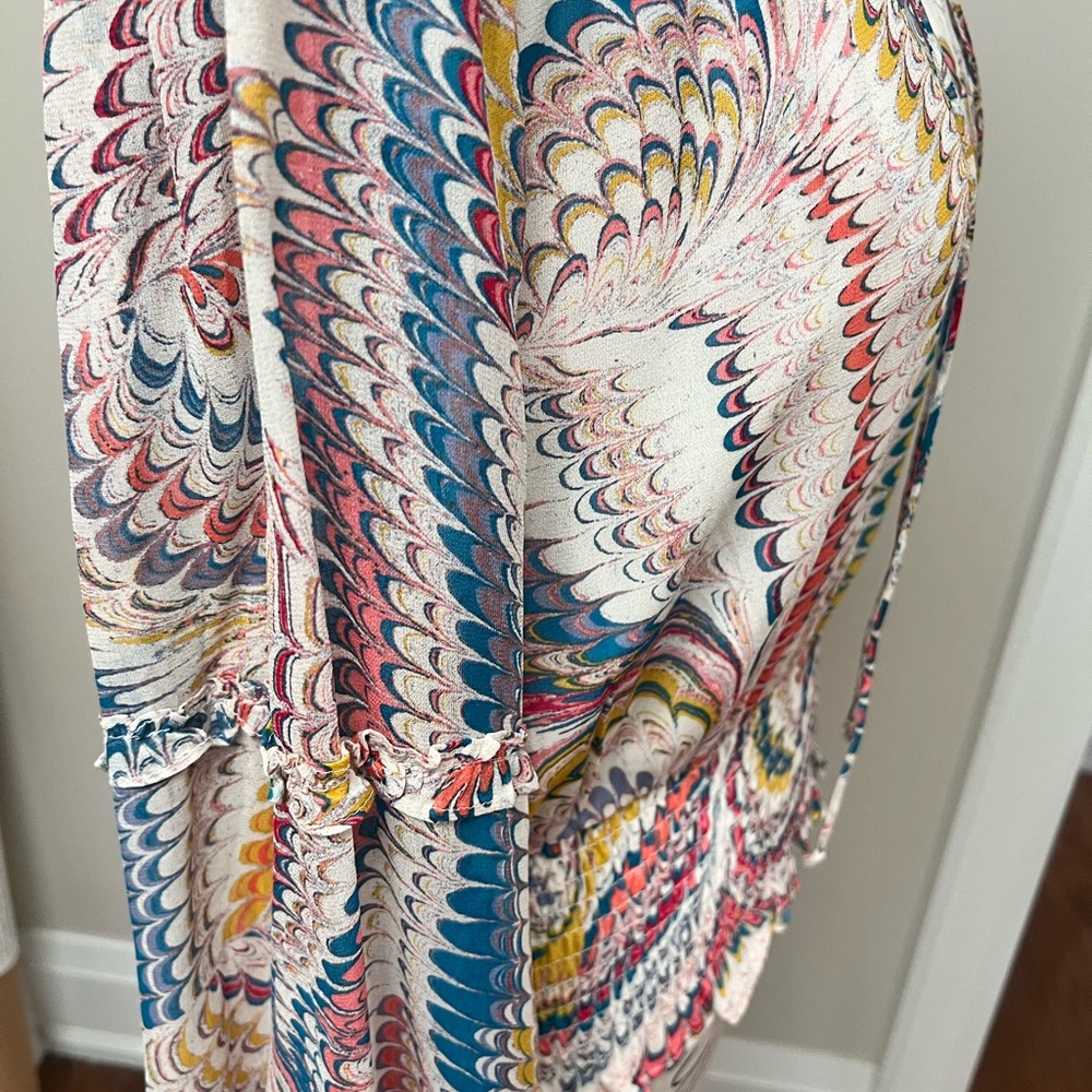 Colorful Patterned Women's Top - Picture 4 of 12